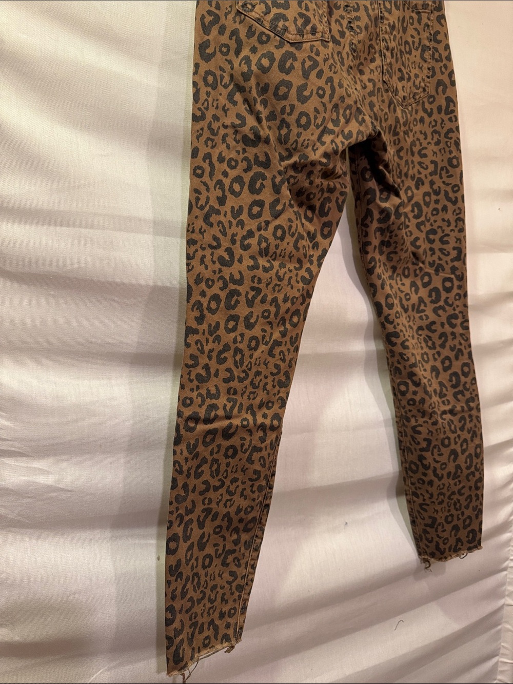 Kut from the Kloth Leopard Print Skinny Jeans - Brown and Black Frayed Ankles - Picture 4 of 4